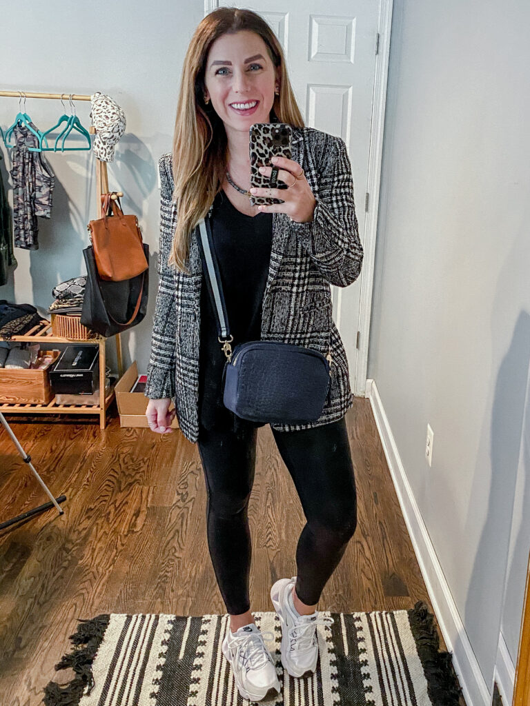 5 Ways to style leather leggings - Simply Sandra