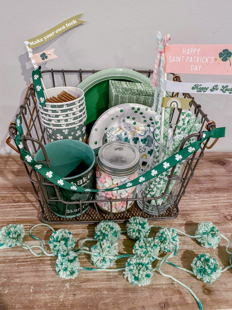 St. Patrick's Day Occasions Bins Decorations Garland